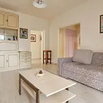 Apartamento Romana 1 *