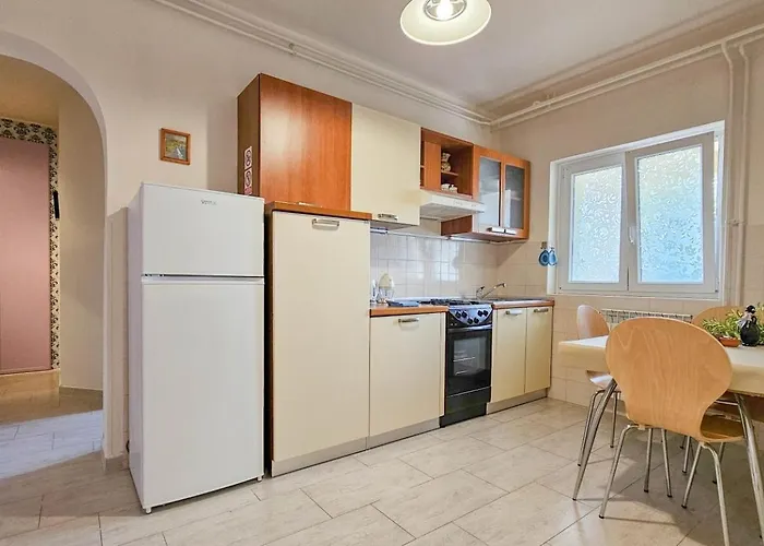 Apartamento Romana 1 *