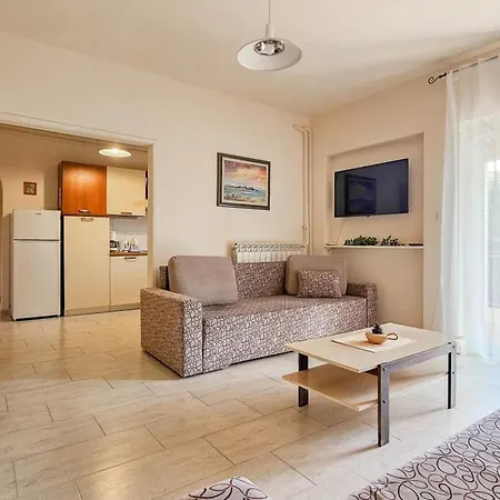 Apartament Romana 1
