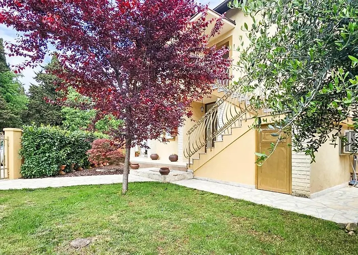 Romana 1 * Novigrad Istria